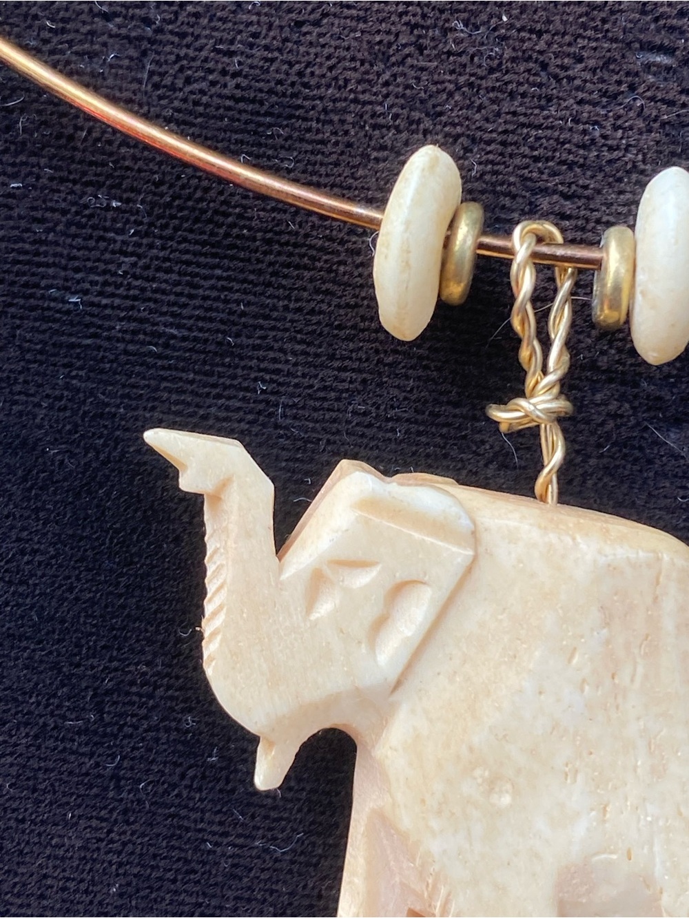 Elephant Pendant Necklace Neck Bangle Neckwire 😍 🐘 - Picture 4 of 12